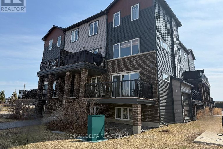 29531208/d-516-decoeur-drive/avalon-west/ottawa/ontario/K4A5H5_1