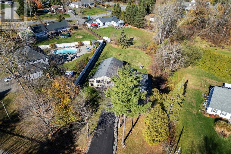 29050098/2605-pierrette-drive/cumberland-estates/ottawa/ontario/K4C1B6_43