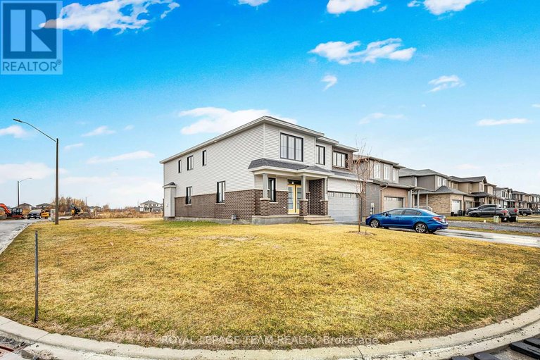 29616628/737-gamble-drive/village-of-russell/russell/ontario/K4R0G5_48