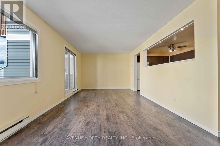 29011609/200-214-viewmount-drive/borden-farmstewart-farmcarleton-heightsparkwood-hills/ottawa/ontario/K2E7X3_12