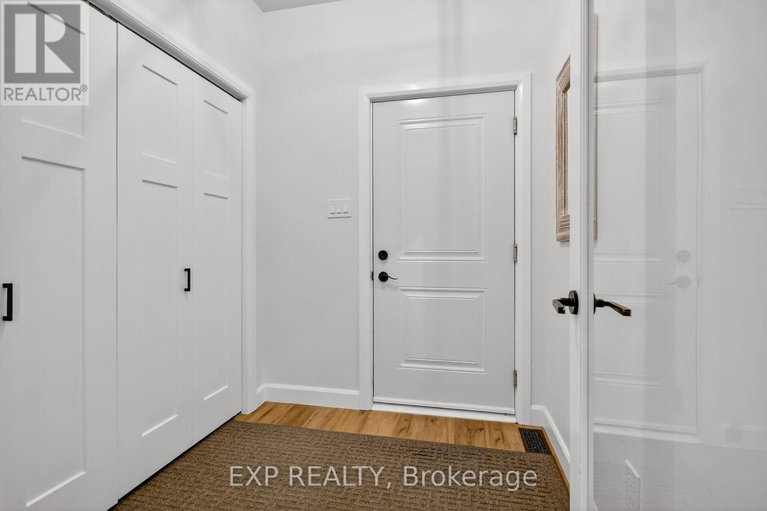 29079642/2989-ramsay-concession-3c-road/mississippi-mills-ramsay-twp/mississippi-mills/ontario/K0A1A0_21