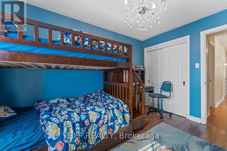 28971340/4085-kelly-farm-drive/blossom-parkkemp-parkfindlay-creek/ottawa/ontario/K1T4J3_36