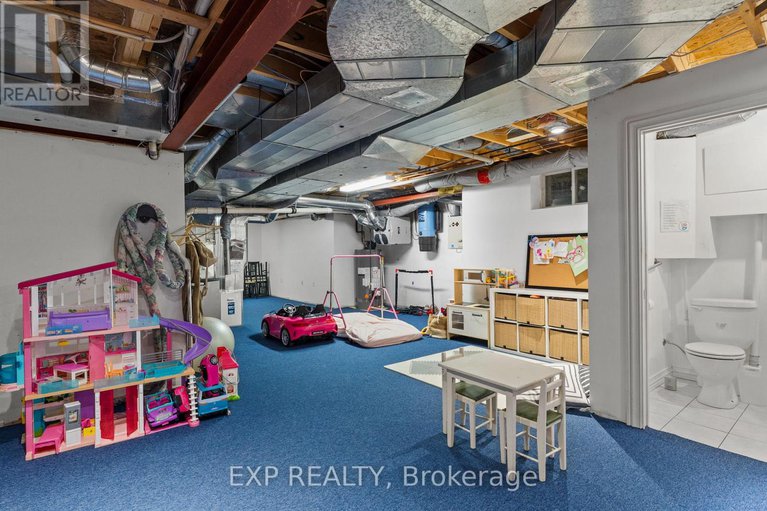 29106275/1353-pelkey-court/manotick-village-manotick-estates/ottawa/ontario/K4M1K8_35