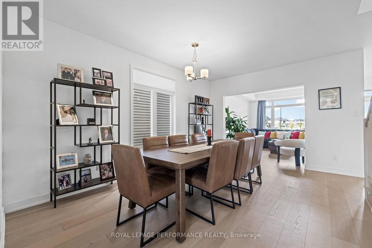 28628101/612-kenabeek-terrace/riverside-southgloucester-glen/ottawa/ontario/K4M0M2_5