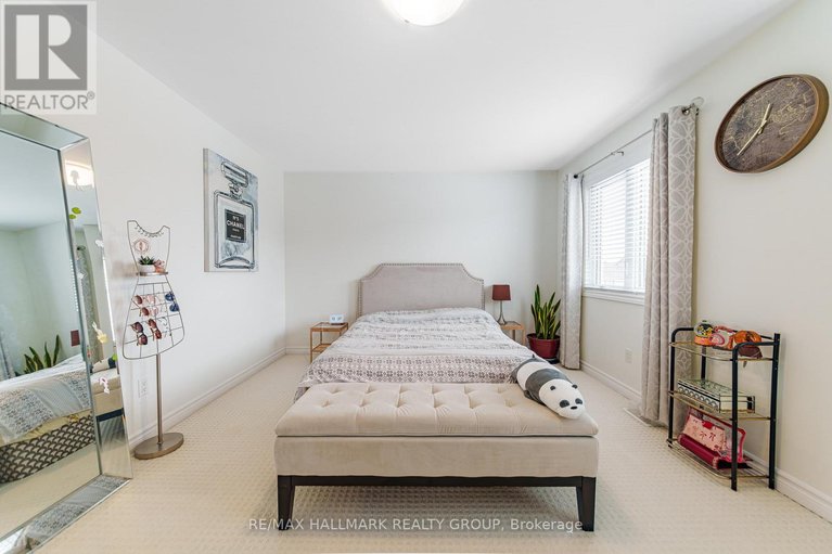 29476653/43-cento-way/stittsville-north/ottawa/ontario/K2S0W4_30