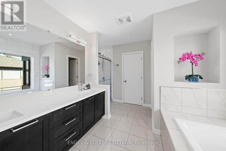 28960100/933-islington-way/leitrim/ottawa/ontario/K1T0T7_24