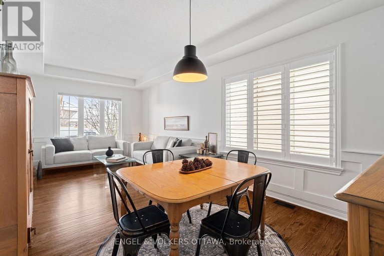 29512841/407-landswood-way/stittsville-south/ottawa/ontario/K2S0A3_17