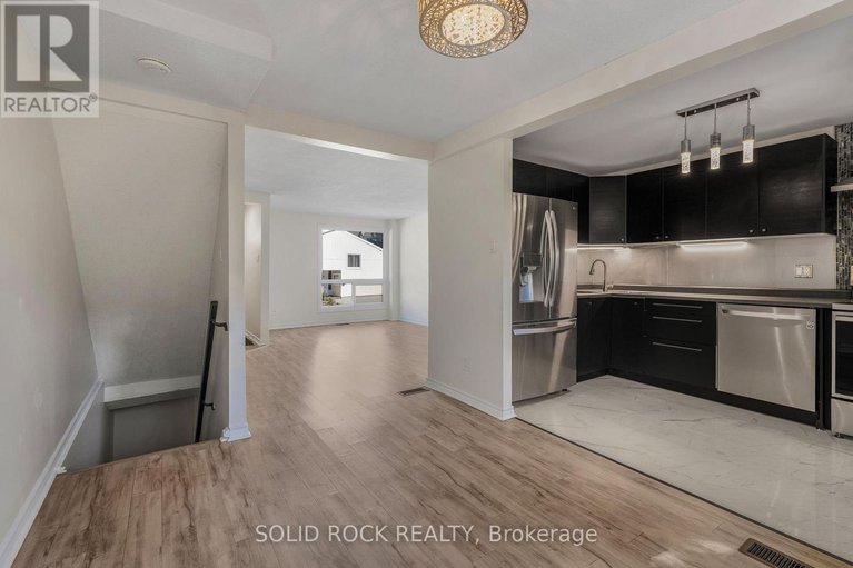 28982760/1394-lassiter-terrace/beaconwood/ottawa/ontario/K1J8N3_9