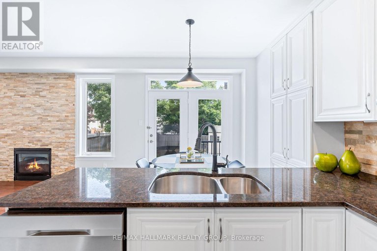 29032033/41-smoketree-crescent/stittsville-north/ottawa/ontario/K2S2B8_11
