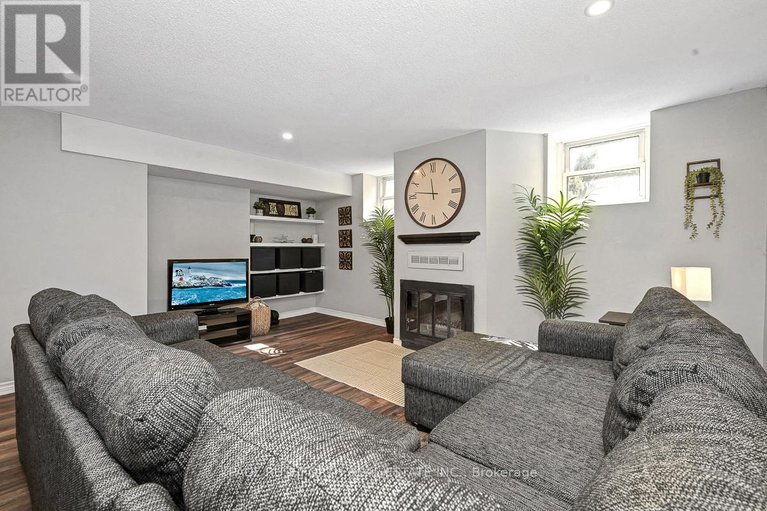28881073/1-244-charlotte-street/sandy-hill/ottawa/ontario/K1N8L3_5