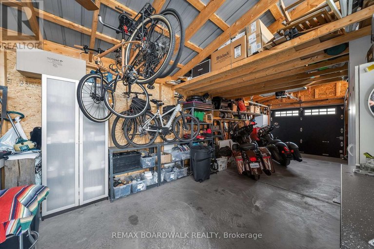 29640571/154-queen-mary-street/overbrookcastle-heights/ottawa/ontario/K1K1X5_37