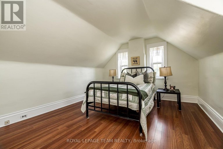 28723611/2106-dunrobin-road/kanata-north-east/ottawa/ontario/K0A1T0_24