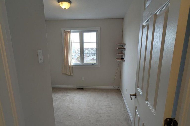 29049854/582-meadowcreek-circle/emerald-meadowstrailwest/ottawa/ontario/K2M0J8_32