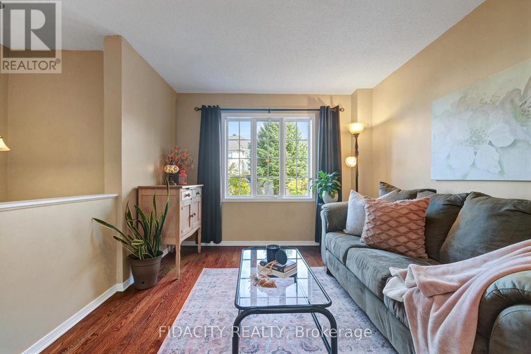 28952886/83-manhattan-crescent/central-park/ottawa/ontario/K2C4B8_4
