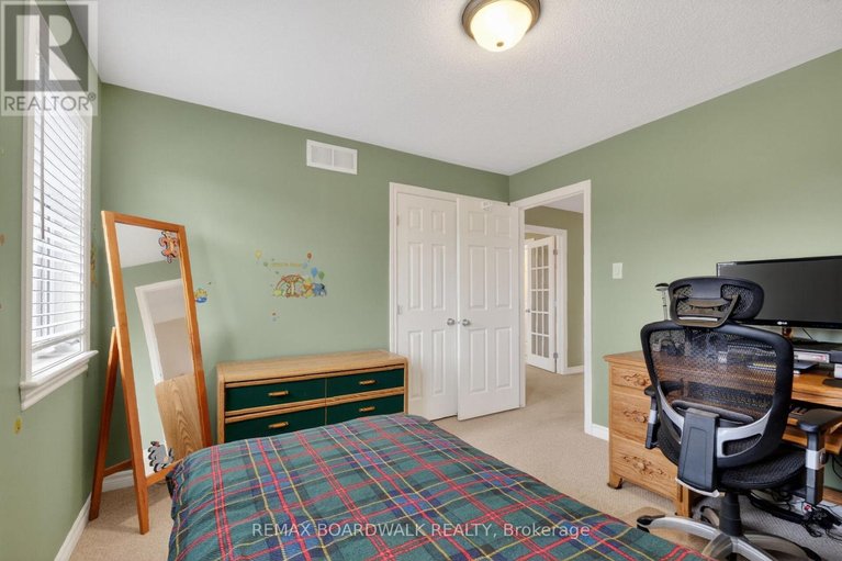 29627313/241-denali-way/stittsville-north/ottawa/ontario/K2S0N1_30