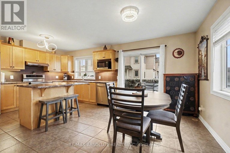 29631799/400-santa-anna-lane/stittsville-north/ottawa/ontario/K2S0M1_16