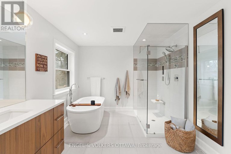 28371373/15-camwood-crescent/arlington-woods/ottawa/ontario/K2H7X1_25