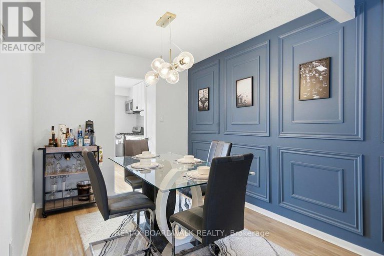 29284371/2390-rondel-street/blackburn-hamlet-south/ottawa/ontario/K1B4M2_11