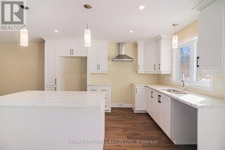28986389/351-voyageur-place/embrun/russell/ontario/K0A1W0_9
