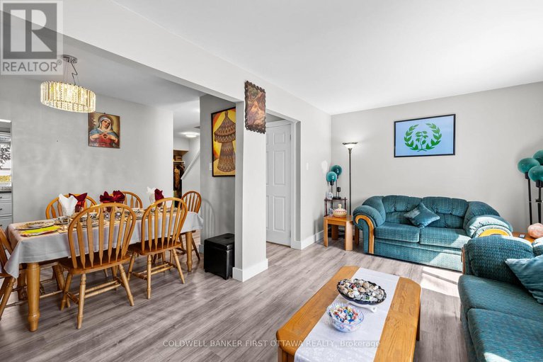 28127059/92-3683-aladdin-lane/blossom-parkkemp-parkfindlay-creek/ottawa/ontario/K1T1V5_14