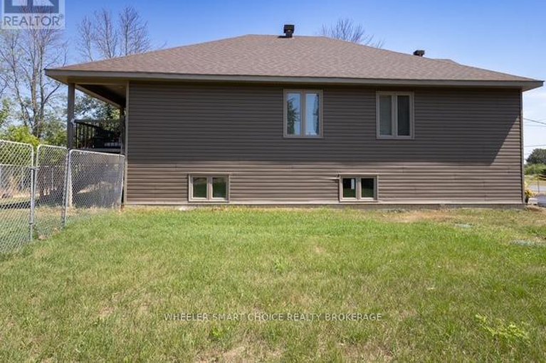 29314763/15765-manning-road/south-stormont-osnabruck-twp/south-stormont/ontario/K0C1M0_31