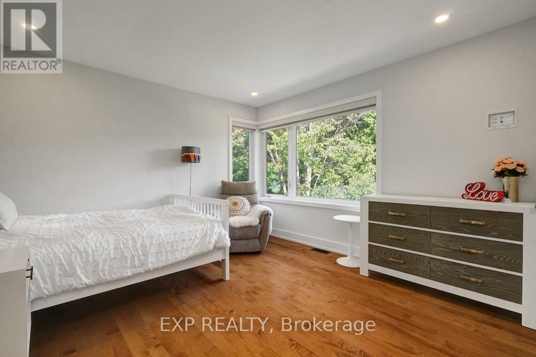 28888819/231-daniel-avenue/ottawa-westtunneys-pasture/ottawa/ontario/K1Y0C7_37