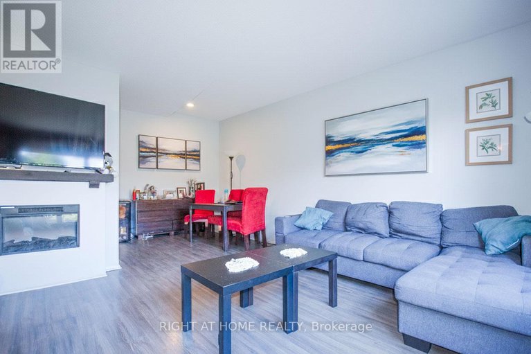 28927993/53-2640-draper-avenue/redwood-park/ottawa/ontario/K2H8V3_2