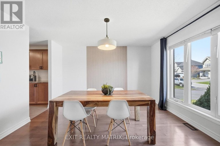 29681482/129-abbey-crescent/village-of-russell/russell/ontario/K4R1A1_12