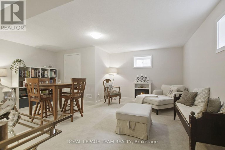 28291753/506-oldenburg-avenue/btwn-franktown-rd-fallowfield-rd/ottawa/ontario/K0A2Z0_48