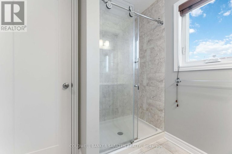 29266976/948-kilbirnie-drive/half-moon-bay/ottawa/ontario/K2J6G2_22