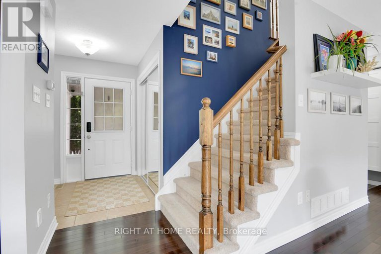 28517168/414-vendevale-avenue/stittsville-north/ottawa/ontario/K2S0M6_4