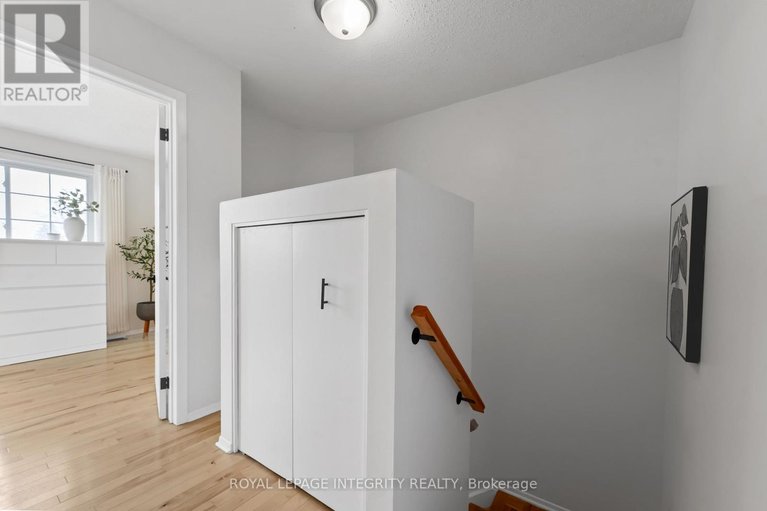 29590745/19-1585-heron-road/urbandale-acres/ottawa/ontario/K1V9V1_11