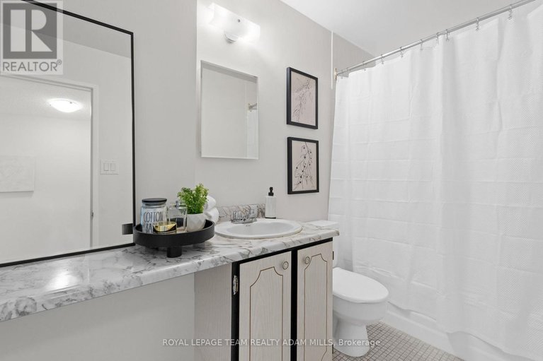 29053300/1707-1785-frobisher-lane/riverview-park/ottawa/ontario/K1G3T7_20