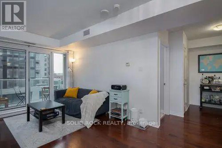 28822083/505-242-rideau-street/sandy-hill/ottawa/ontario/K1N0B7_7