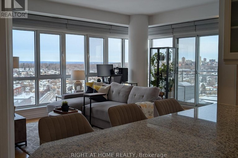 29403608/1804-70-landry-street/vanier/ottawa/ontario/K1L0A8_12