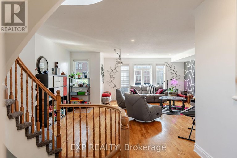 28727633/97-castle-glen-crescent/glencairnhazeldean/ottawa/ontario/K2L4G9_9