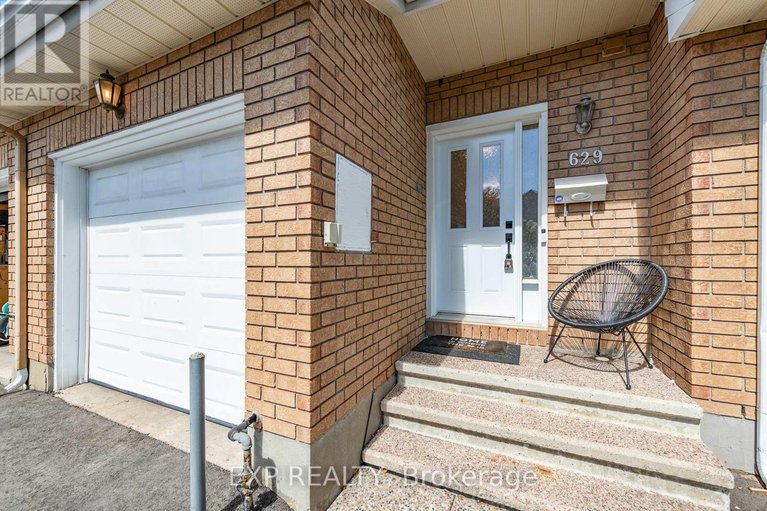 28786280/629-brome-crescent/fallingbrookridgemount/ottawa/ontario/K4A1T9_3