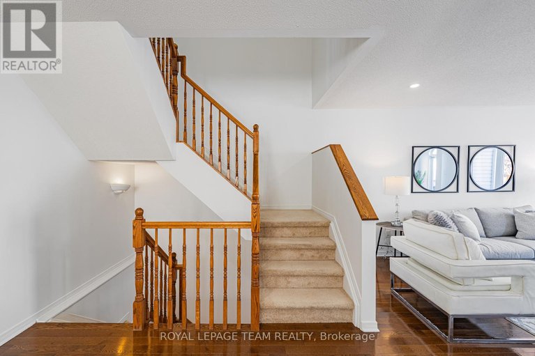 29363921/313-bryarton-street/chapel-hill/ottawa/ontario/K1C7R5_7