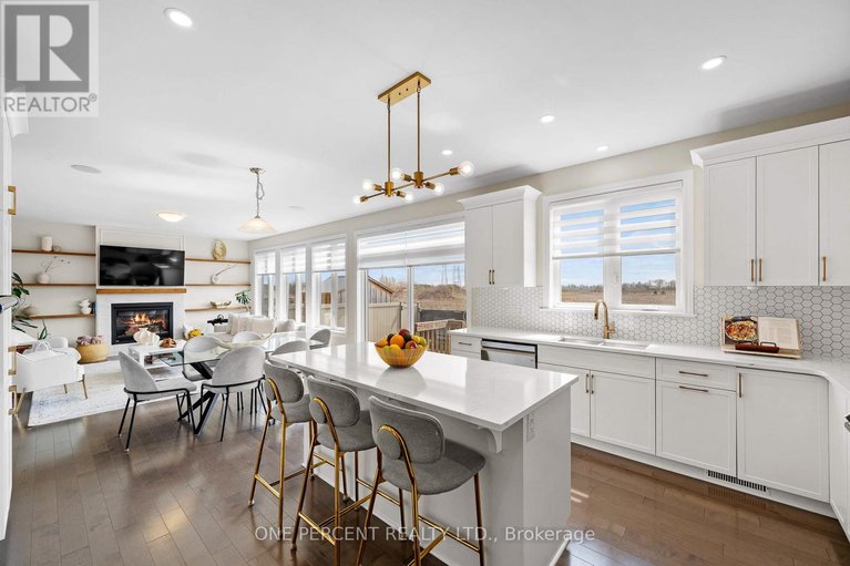 29664464/63-aridus-crescent/remainder-of-stittsville-area/ottawa/ontario/K2S2L4_18