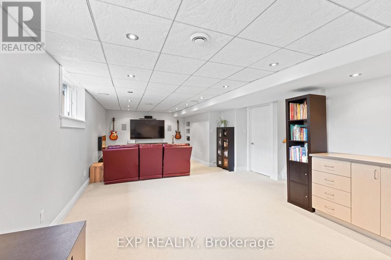 28558180/54-huntcliff-place/strandherd/ottawa/ontario/K2G6Z9_32