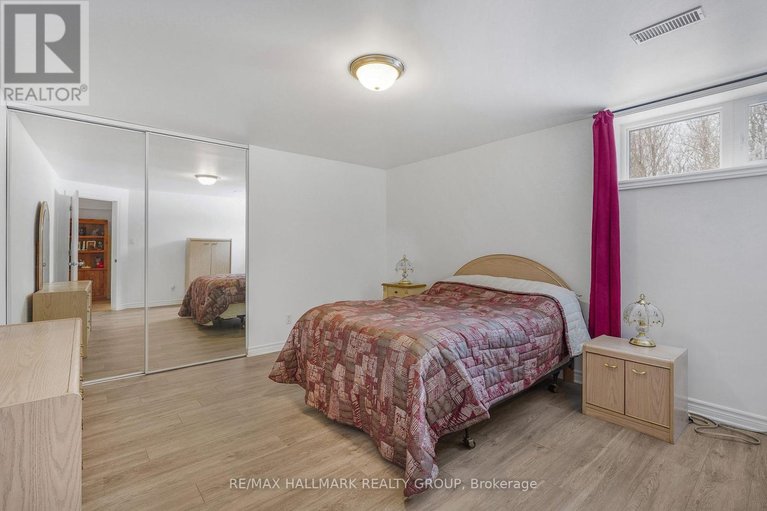 29590133/1103-des-pins-avenue/town-of-rockland/clarence-rockland/ontario/K4K1R1_34