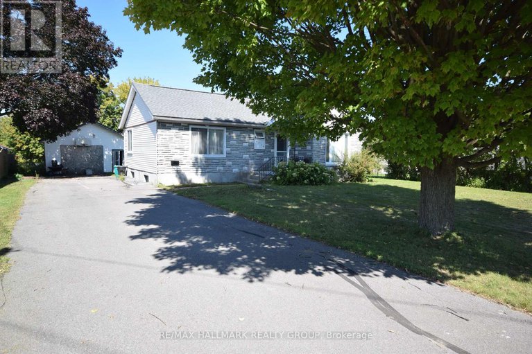 28873783/6719-barsona-place/orleanssunridge/ottawa/ontario/K1C1J2_2