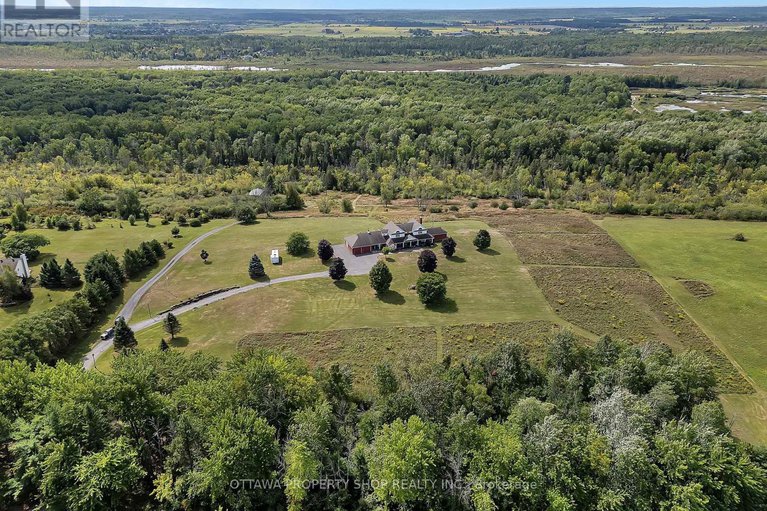 29315282/3057-greenland-road/dunrobin-shores/ottawa/ontario/K0A1T0_31