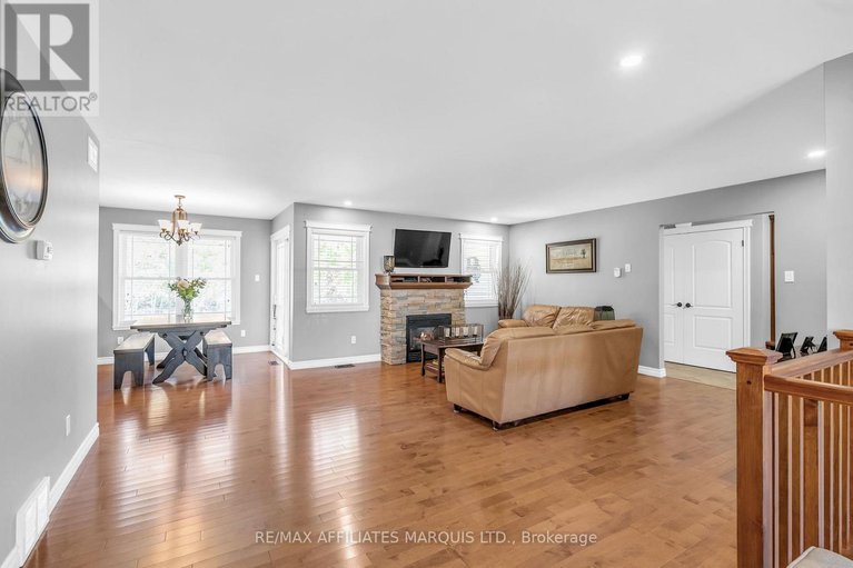 28376318/45-beech-street/ingleside/south-stormont/ontario/K0C1M0_7