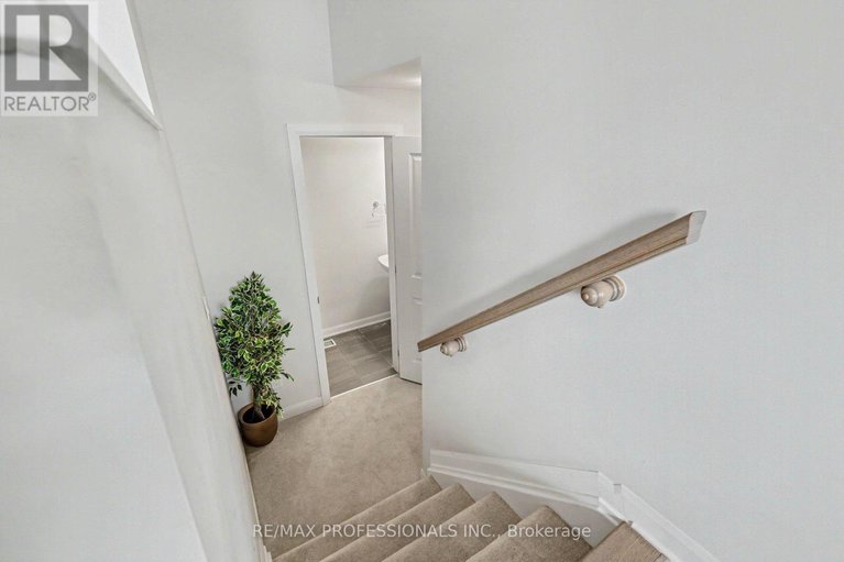 29564504/919-lixnaw-court/half-moon-bay/ottawa/ontario/K2J6Y3_17