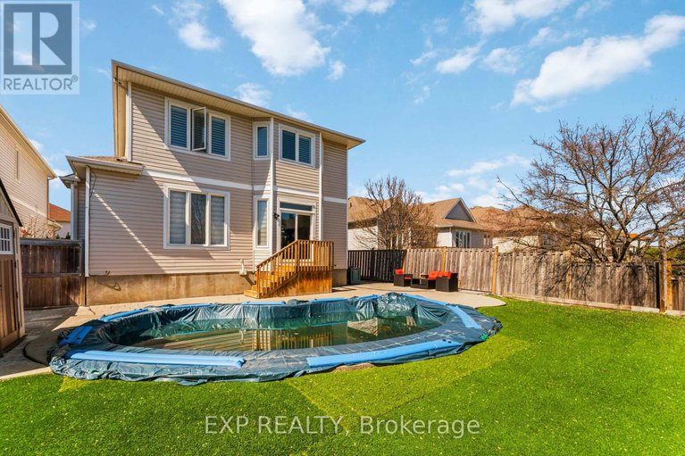 29674705/3-shining-star-circle/stittsville-south/ottawa/ontario/K2S2B5_46