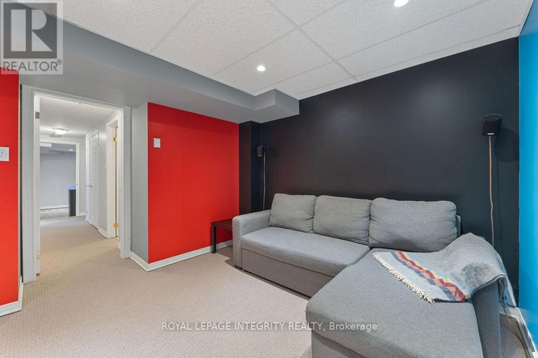 28910387/105-bishops-mills-way/beaverbrook/ottawa/ontario/K2K3C2_30