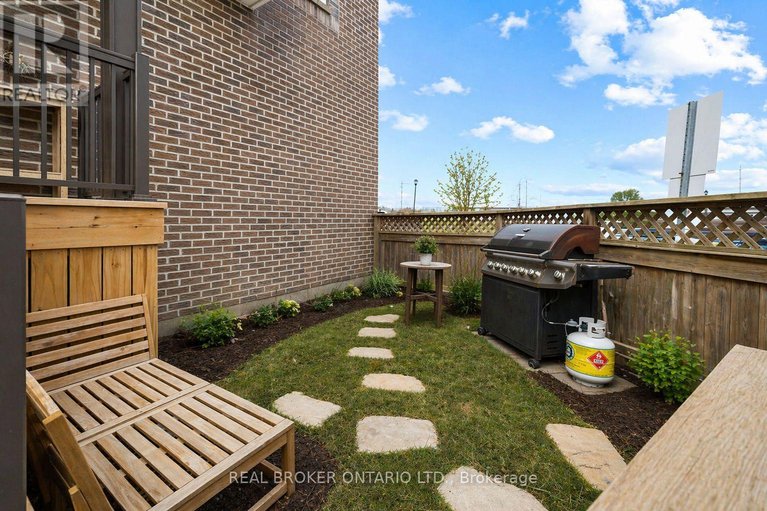 29650584/3-7-timberview-way/westcliffe-estates/ottawa/ontario/K2H9M5_26