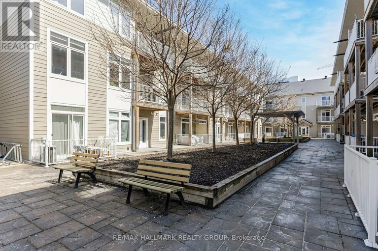 28243060/c-322-everest-private/elmvale-acres/ottawa/ontario/K1G4E3_26