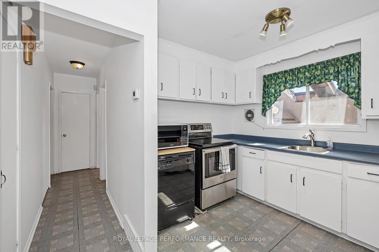 28956685/890-bermuda-avenue/overbrookcastle-heights/ottawa/ontario/K1K0V9_7